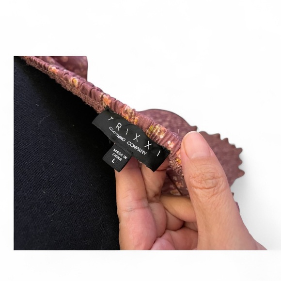 Trixxi Floral smocked body-con Ruffle midi dress Puff short sleeve SZ Large - Picture 5 of 5